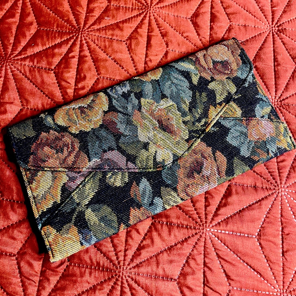 Tapestry clutch bag